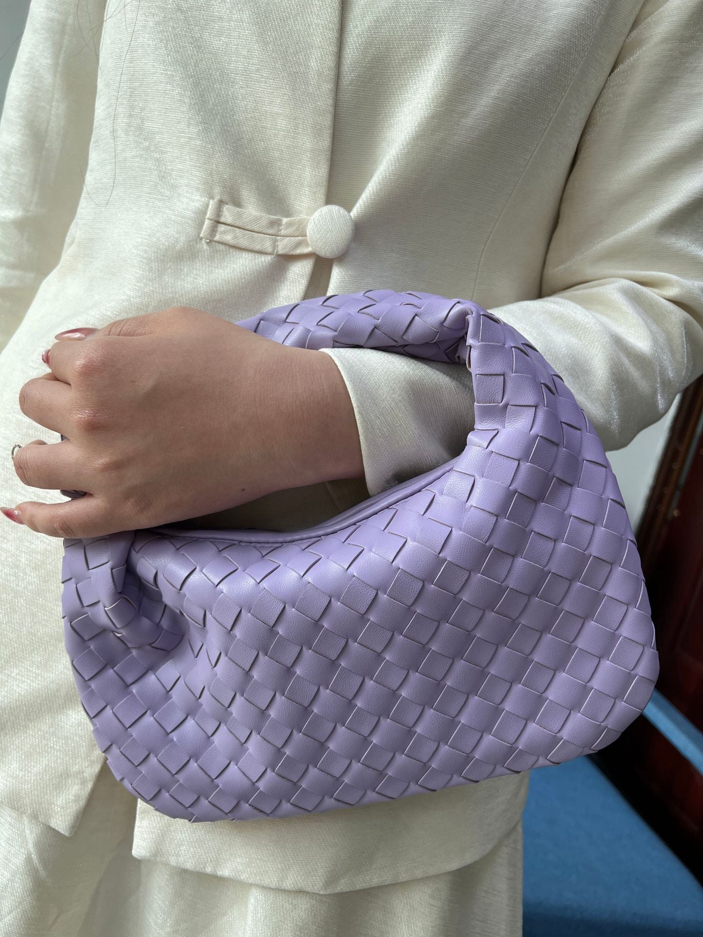 Knotted Hand-woven Horn Portable Dumpling Lot Handbags