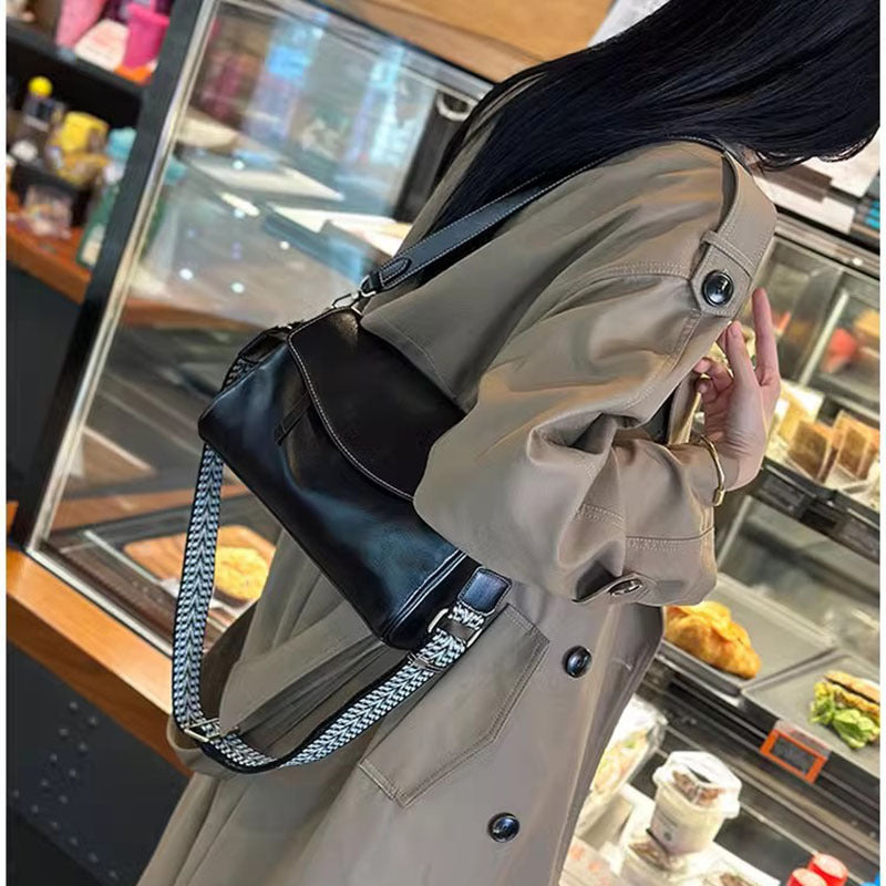 Women's Large Capacity Underarm First Layer Cowhide Shoulder Bags