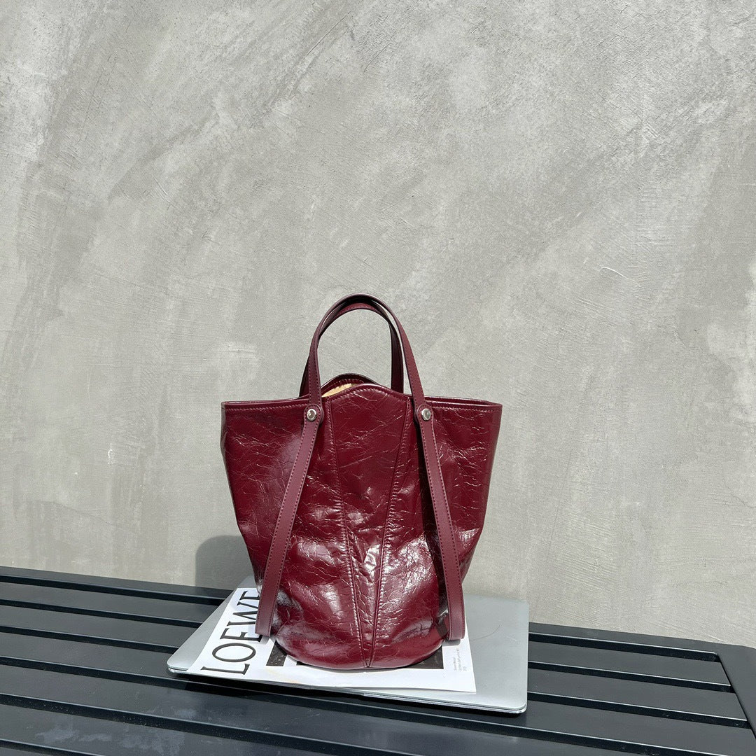 High-grade Oil Wax Cowhide Simple Underarm Bucket Bags