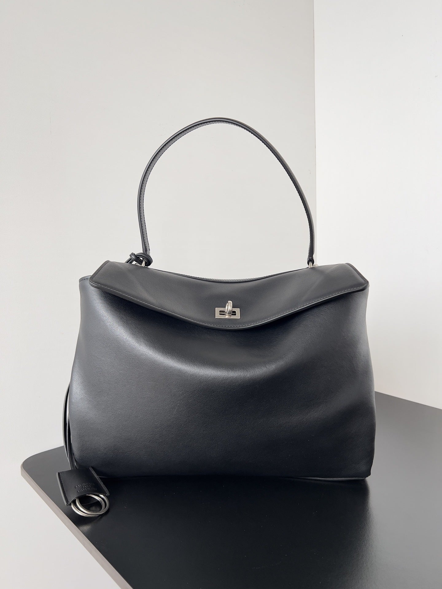 Leather Paris Loose Lazy Neutral American Tote Bags