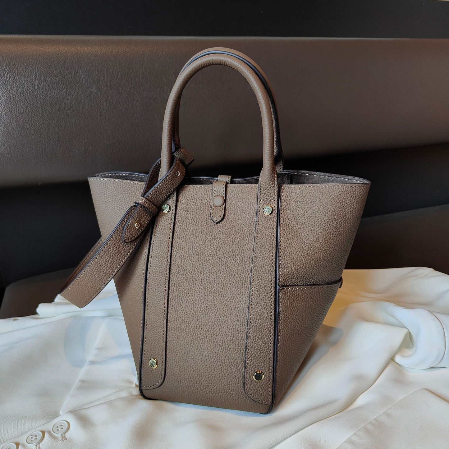 Women's Hailing High-grade First Layer Cowhide Commuter Bags