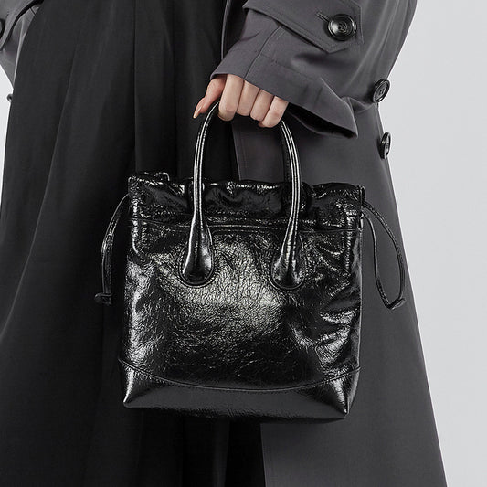 Women's Layer Cowhide Retro Drawstring Cross Body Crossbody Bags