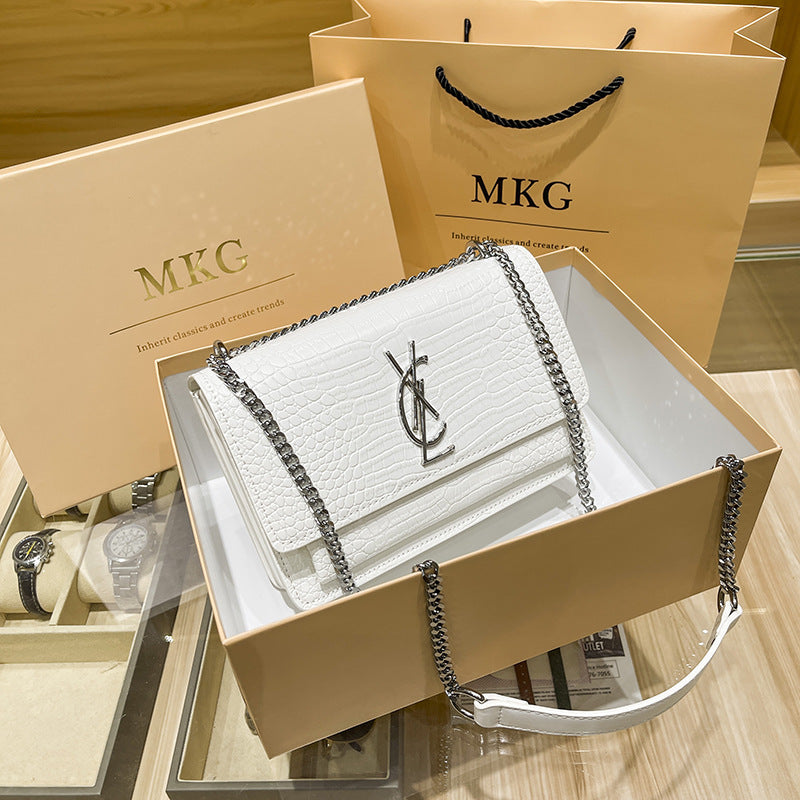 Women's Stylish Leather Light Luxury Chain Crossbody Bags
