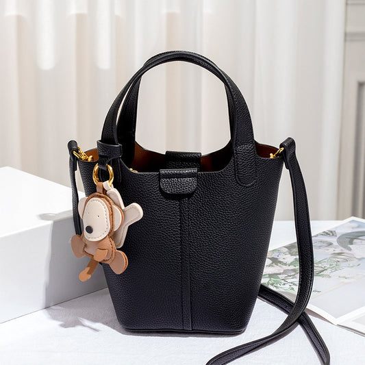 Women's High Sense Vegetable Basket Cowhide Texture Shoulder Bags