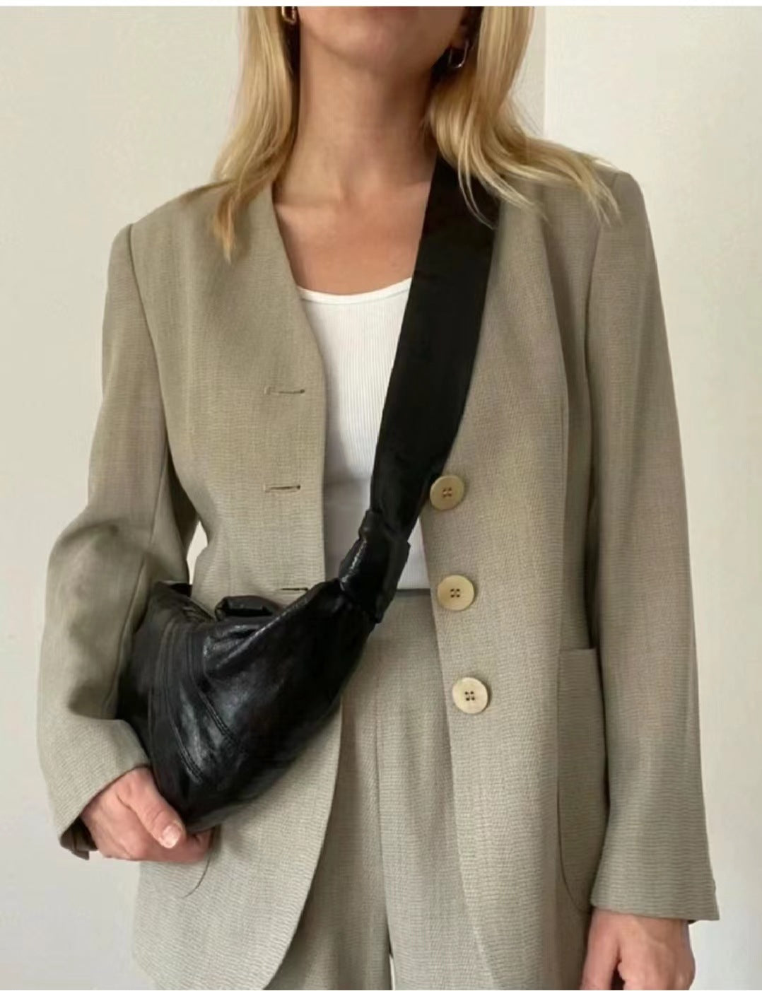 Croissant Design Tribute Texture Genuine Leather Crossbody Bags