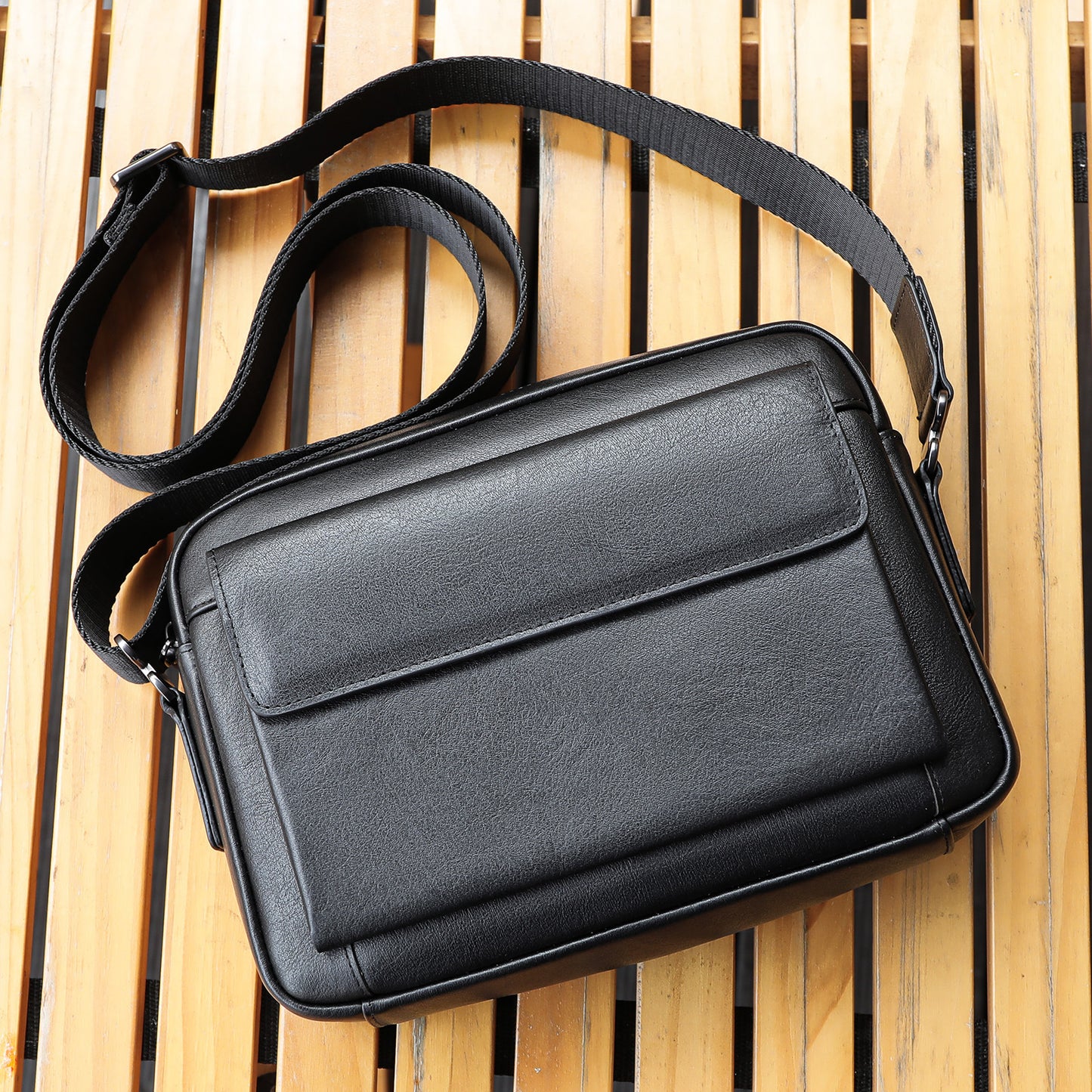 Men's Leather Korean Style Fashion High-grade First Men's Messenger Bags