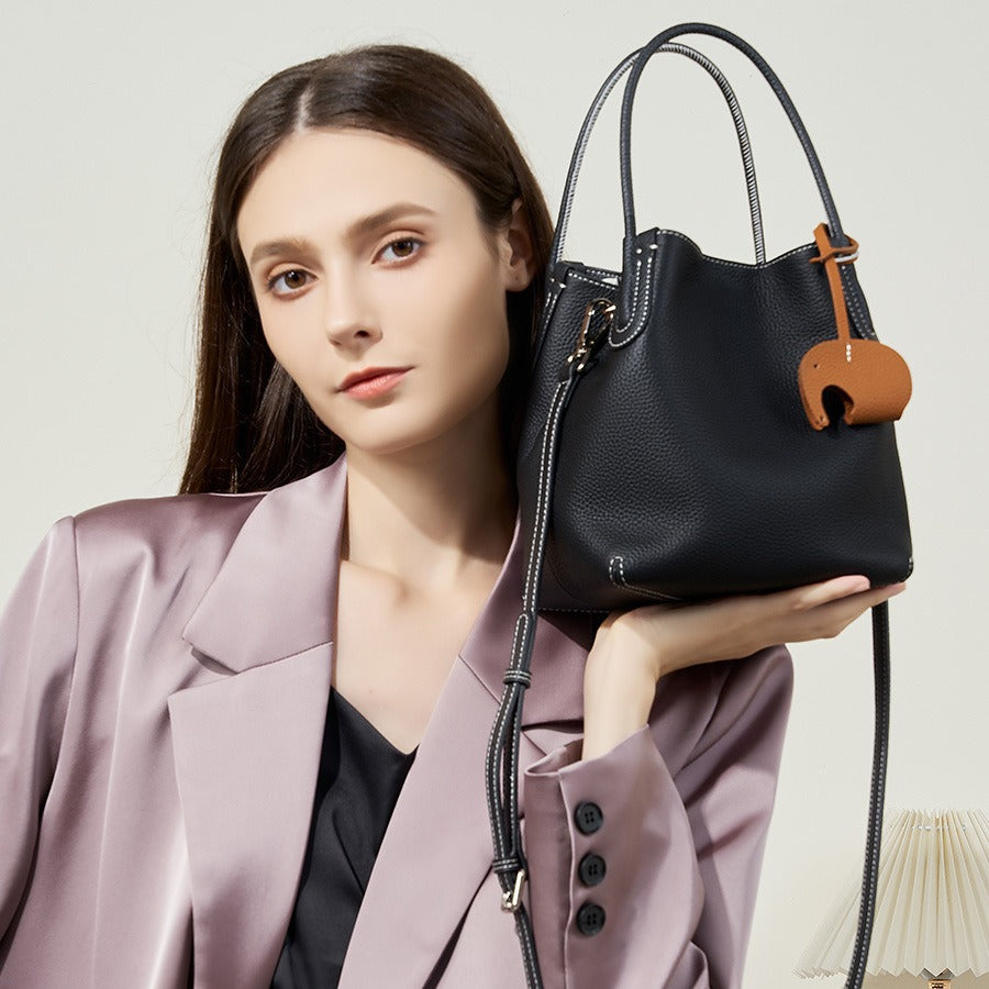 Niche Top Layer Cowhide Retro Portable Crossbody Bags