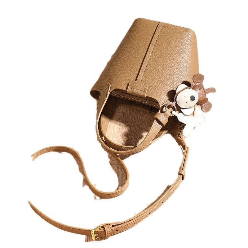 Women's Fashionable Vegetable Basket Large Capacity Leather Handbags