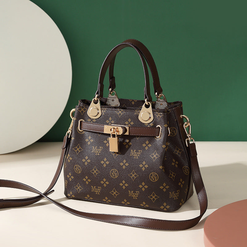 Women's Fashionable Letter Printing Kelly Platinum Contrast Bags