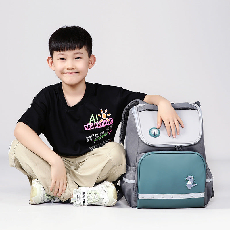 Children's Large Capacity For Boys Lightweight Primary Elementary School Students' Schoolbags