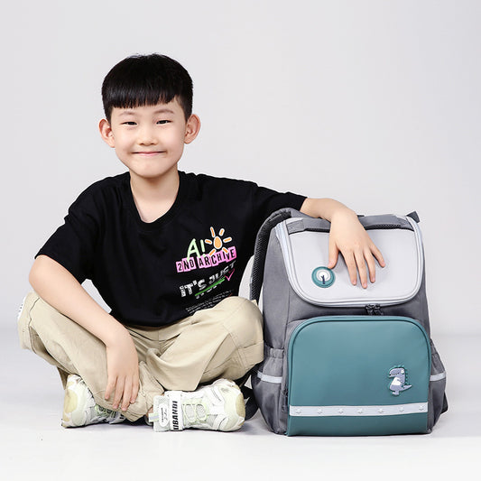 Children's Large Capacity For Boys Lightweight Primary Elementary School Students' Schoolbags
