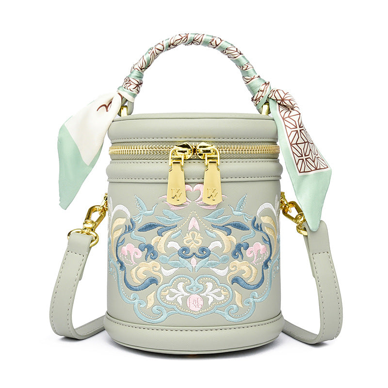 Women's Chinese Style Embroidery Artistic High Sense Bucket Bags