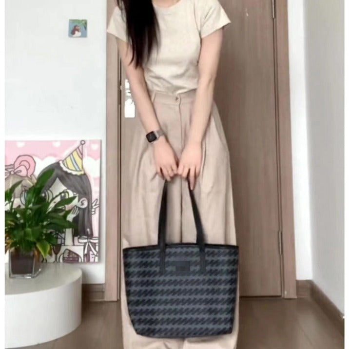Women's Truffle Large Capacity Commuting Niche High Shoulder Bags