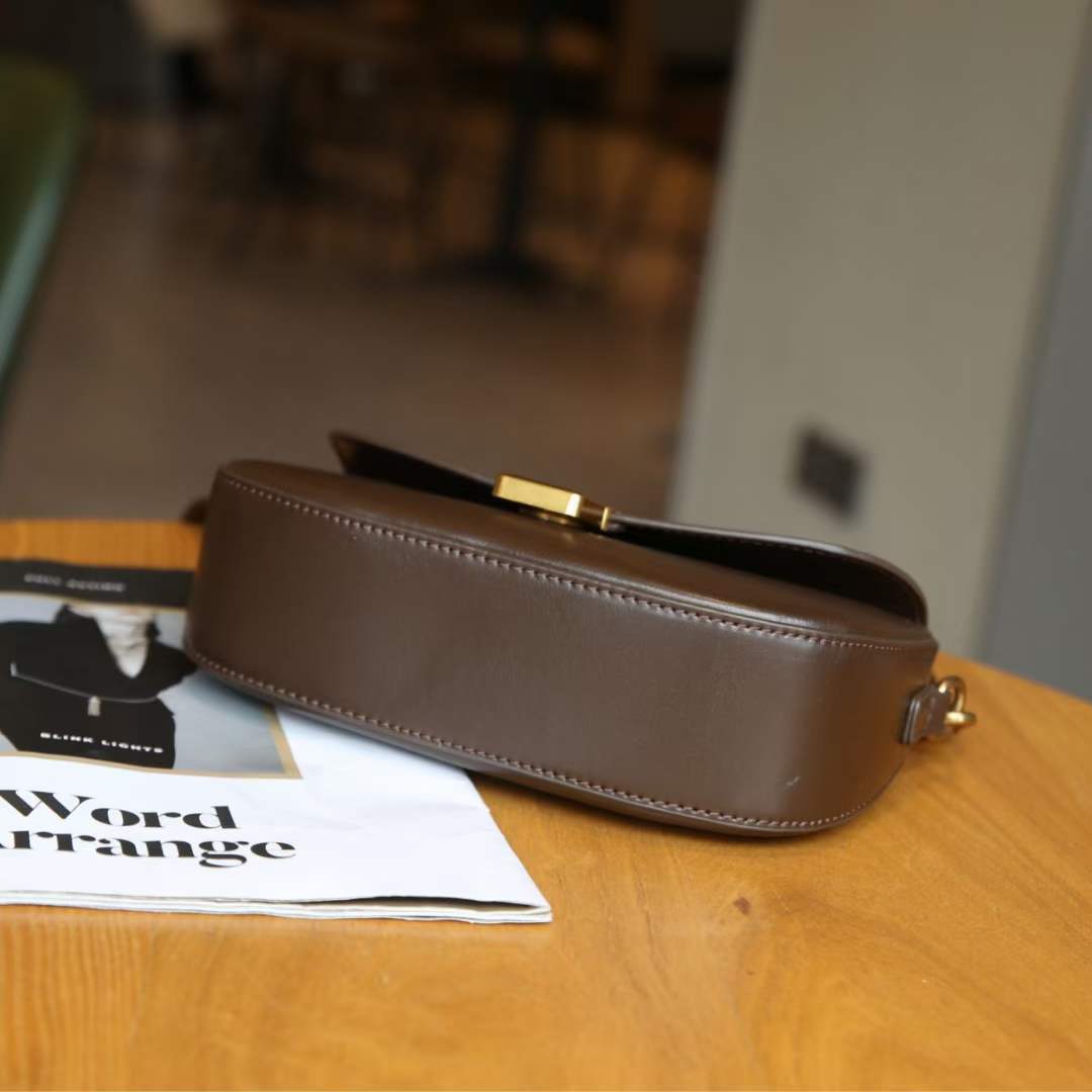 Trendy Saddle Genuine Leather Commute Retro Shoulder Bags