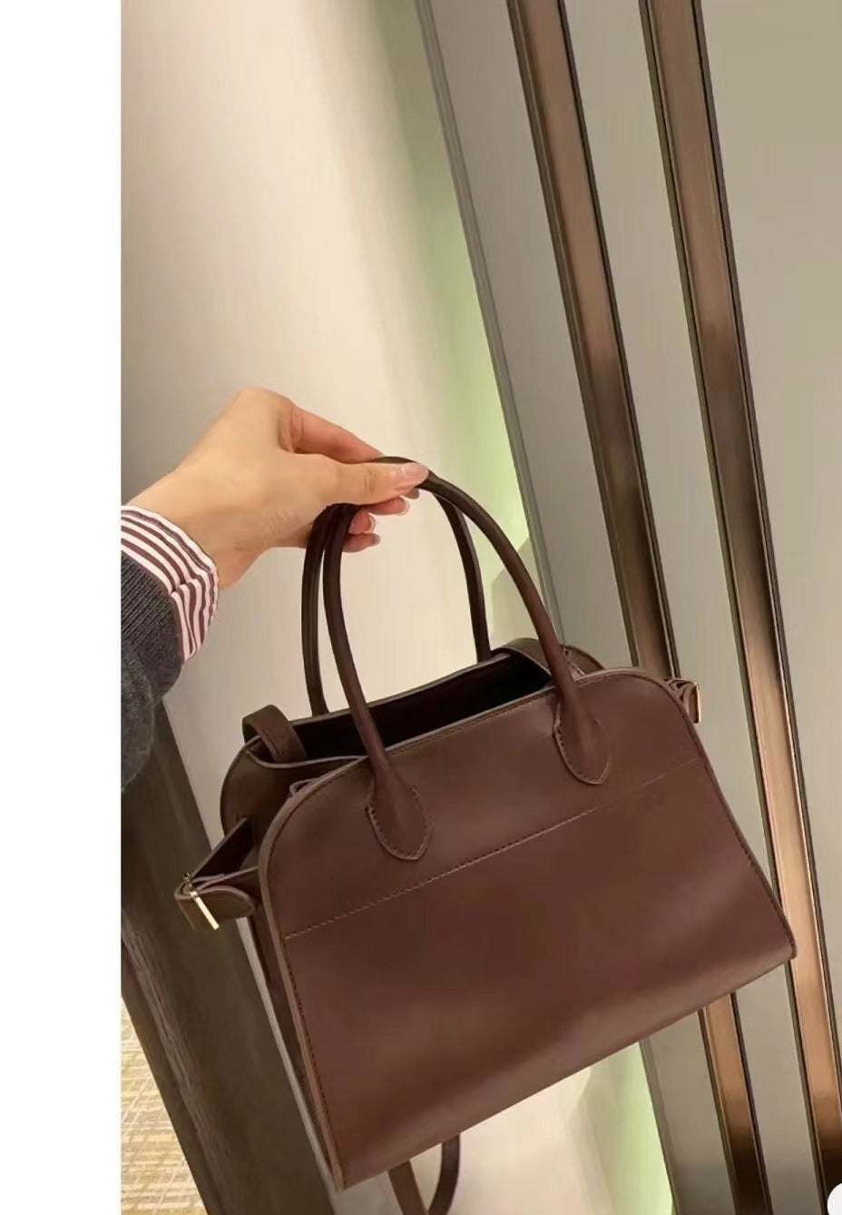 Charming Durable Classic Portable Cowhide Simple Handbags