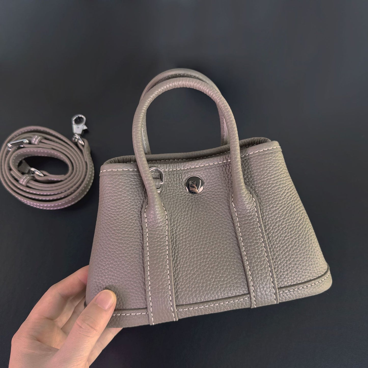Women's Cowhide Lychee Pattern Mini Portable Fashionable Handbags