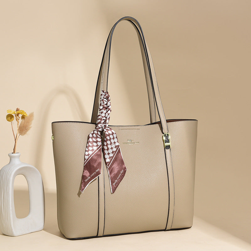 Women's Popular Fashion Niche Retro Underarm Tote Bags