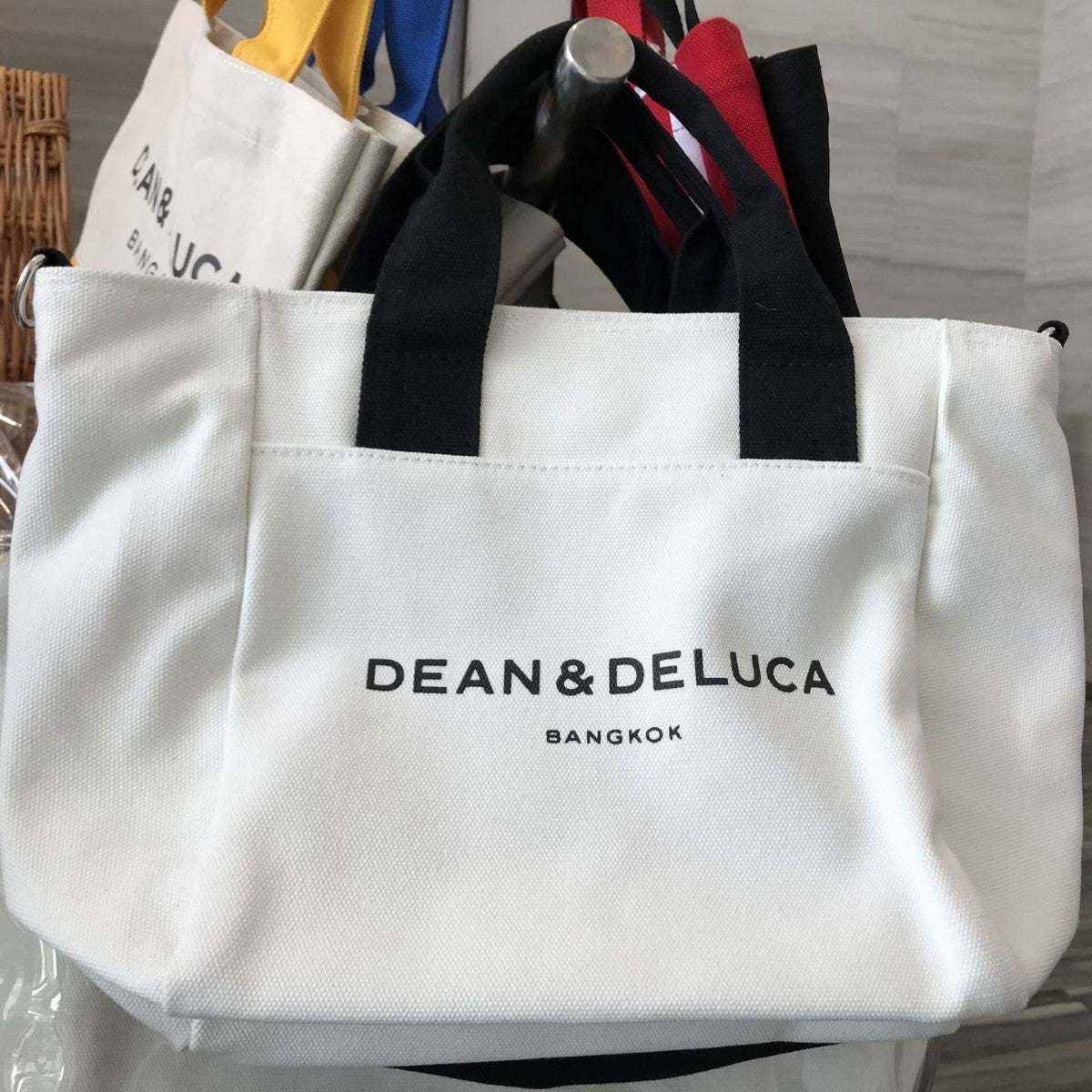 Beautiful Thailand Bangkok Solid Color Wrist Tote Bags