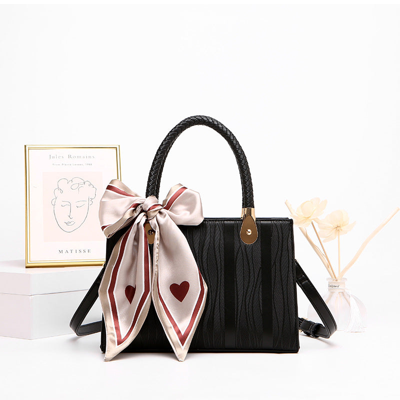 Women's Popular Textured Fashion Generous Commuter Handbags