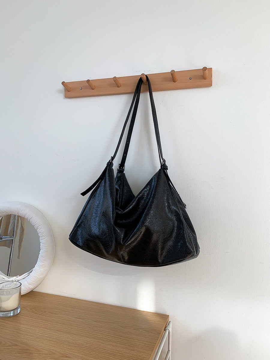 Female Large Capacity Style Soft Leather Fashion Shoulder Bags
