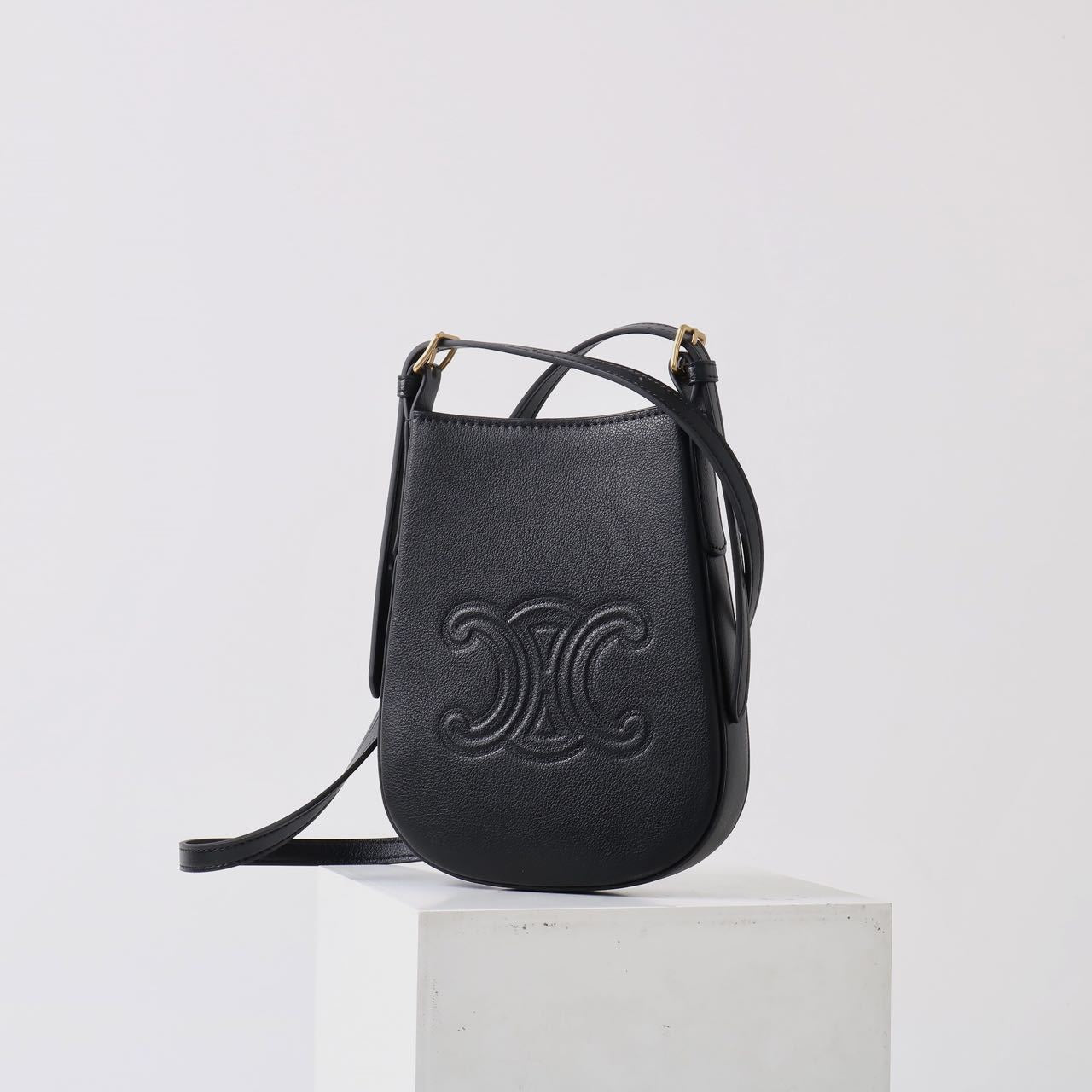 Women's Kai Swing Door Series One High Crossbody Bags