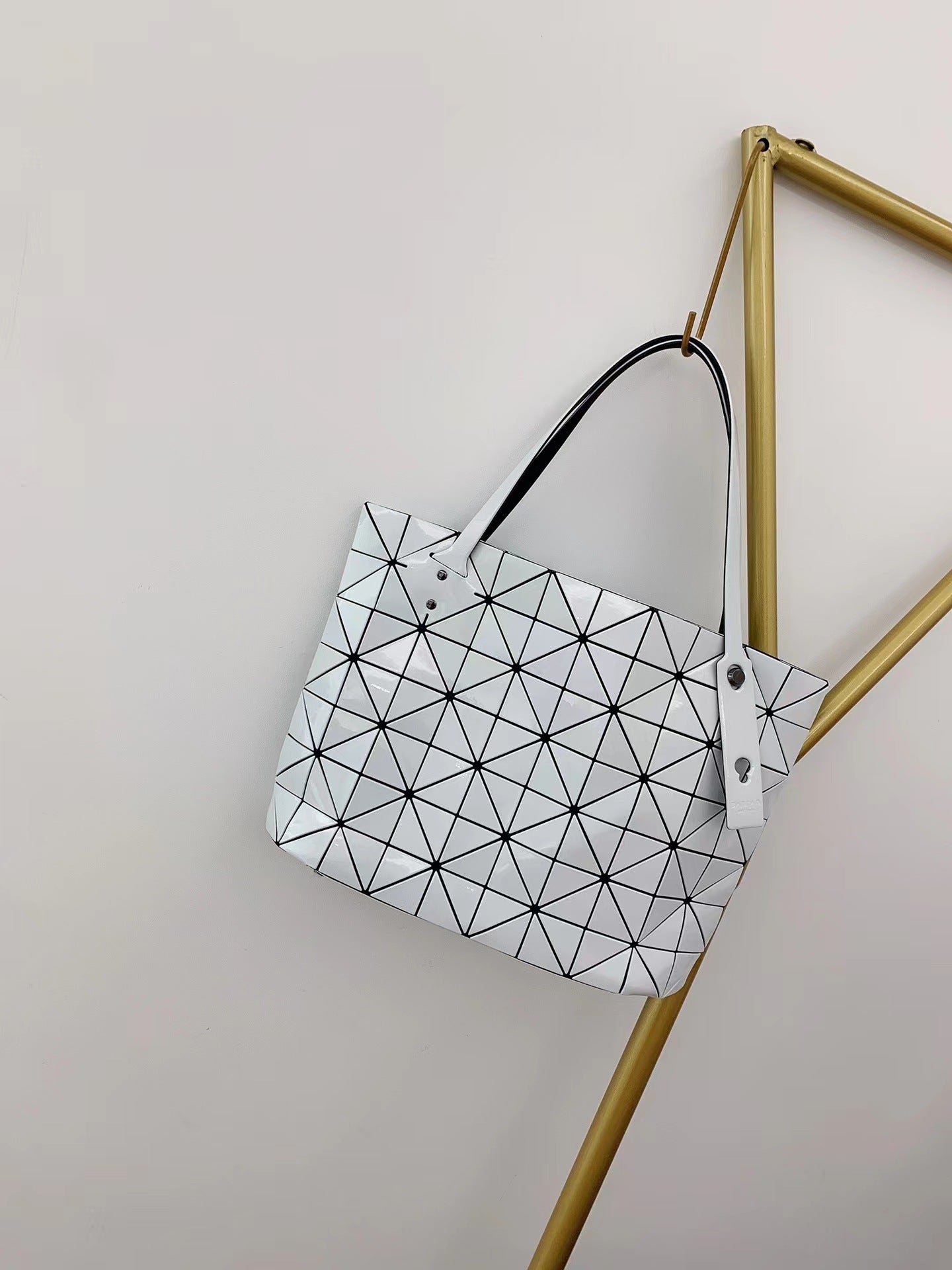 Women's Original Single Rhombus Frosted Rock One Lifetime Handbags