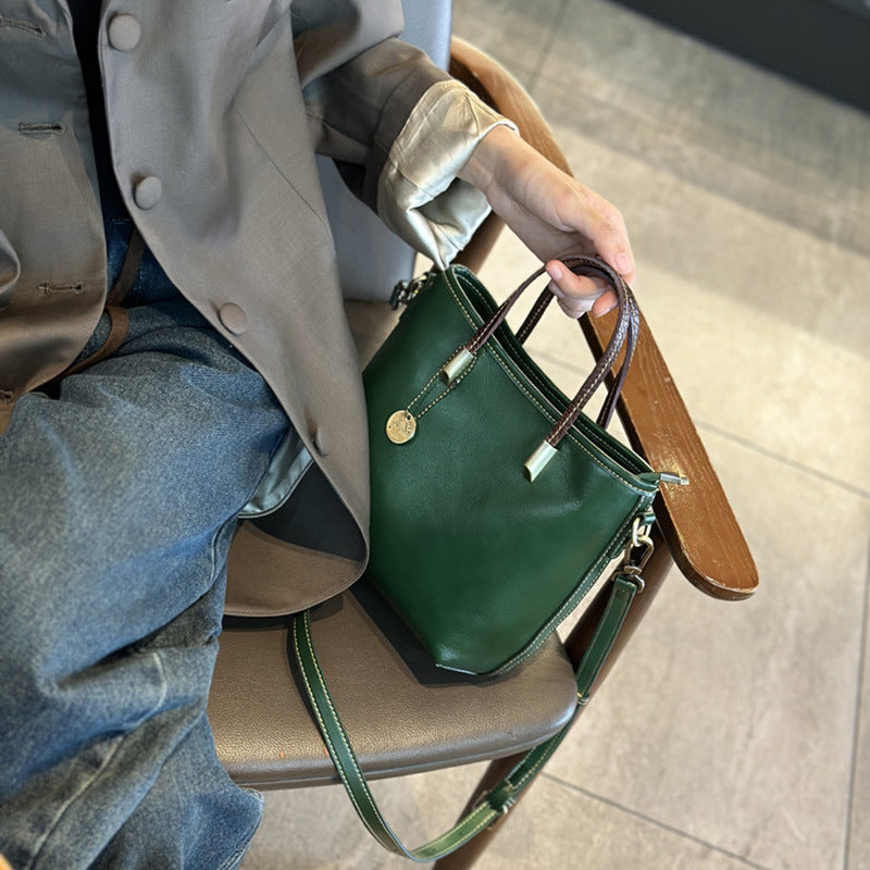 Women's Genuine Leather Retro Top Layer Vegetable Tanning Large Shoulder Bags