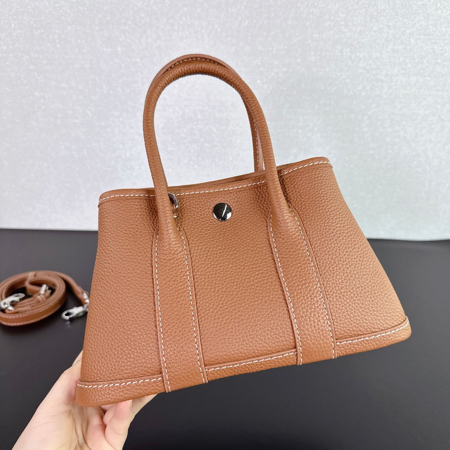 Women's Cowhide Lychee Pattern Mini Portable Fashionable Handbags