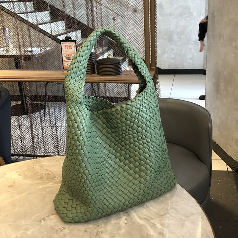 Capacity Hand-woven Female Fashion Simple Hand Bucket Bags