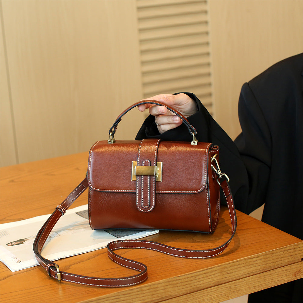 Women's Classy Underarm Vintage Leather Fashion Shoulder Bags