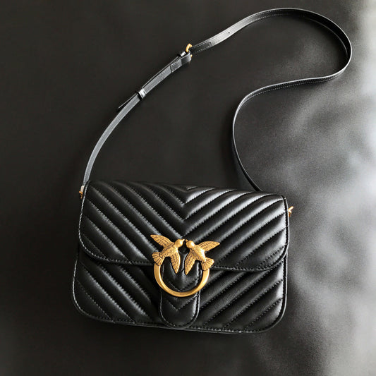 Women's Quality Swallow Genuine Leather V Pattern Bags