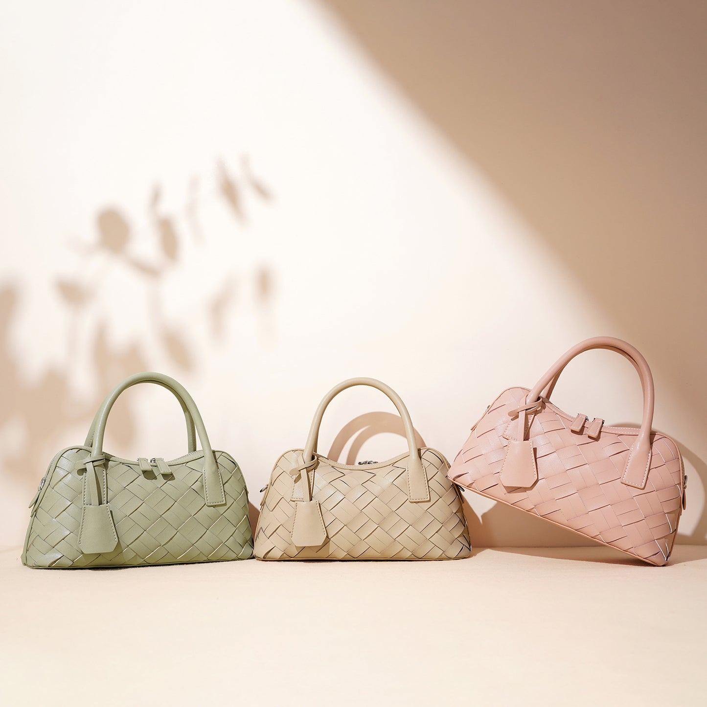 Women's Bowling Leather Hand-woven Underarm Commuting Shoulder Bags