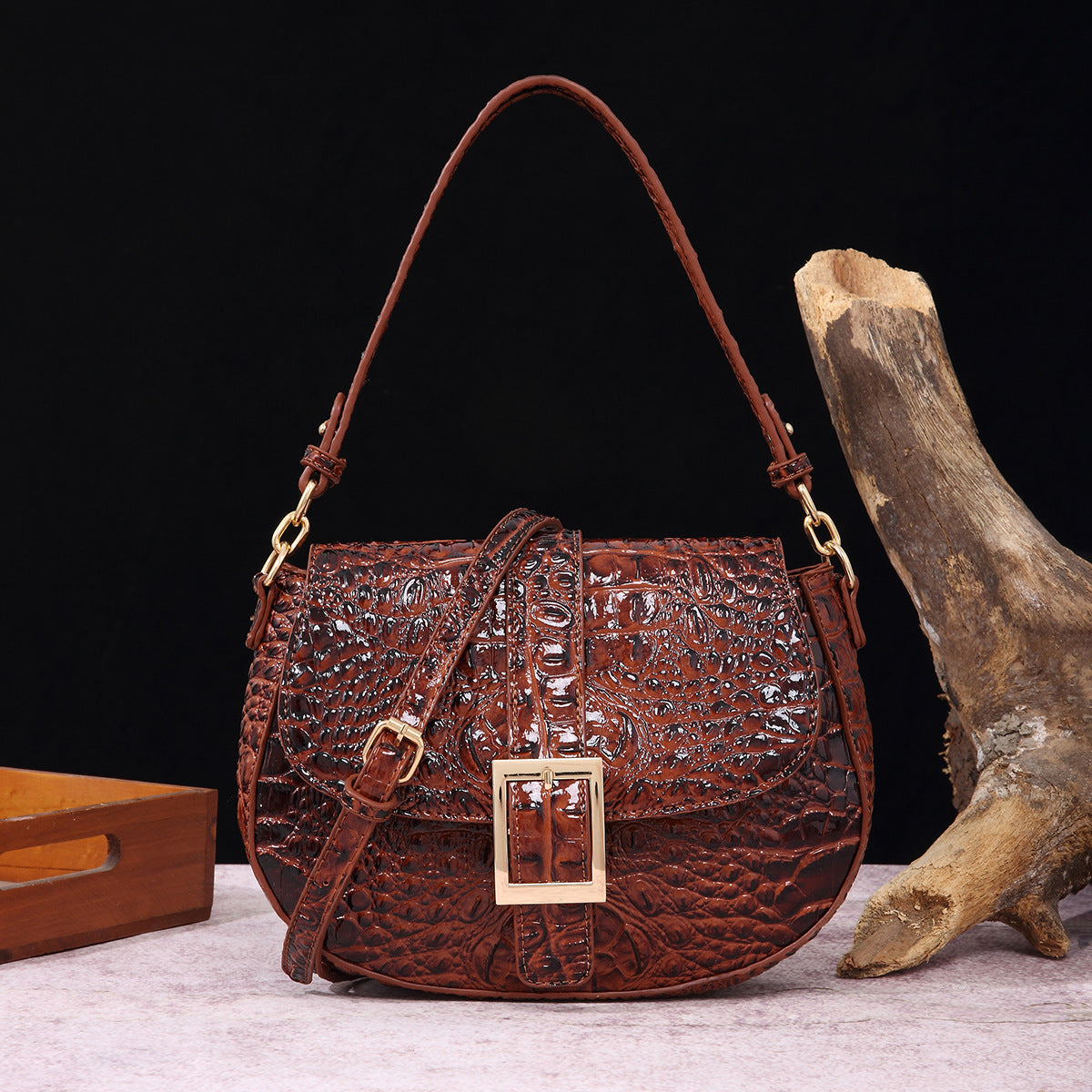 Women's Retro Hand-held Underarm Baguette Crocodile Pattern Crossbody Bags