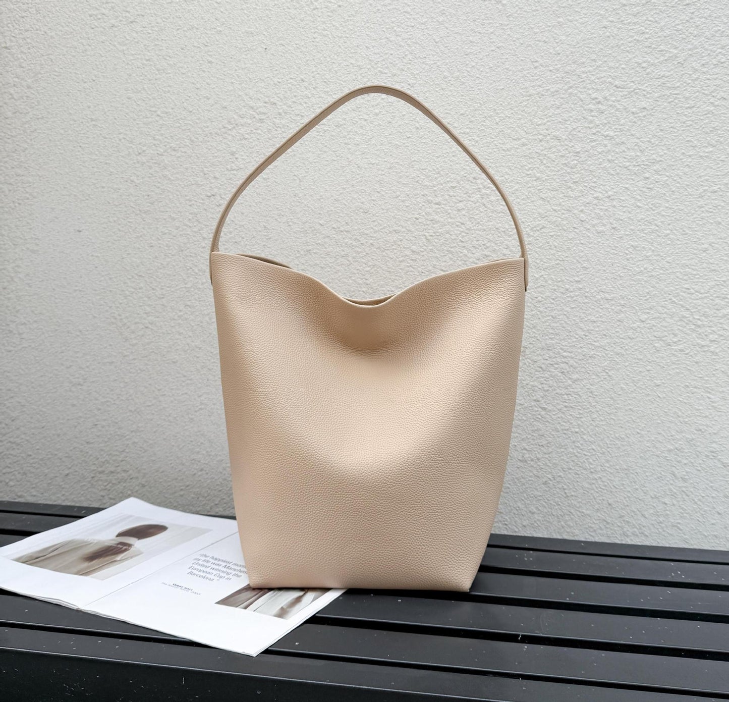 Women's First Layer Cowhide Niche High-grade Large Shoulder Bags