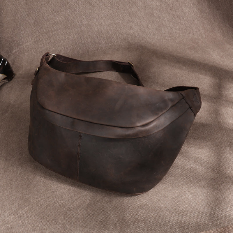 Men's Leather Large Capacity Cowhide Retro Crazy Men's Chest Bags