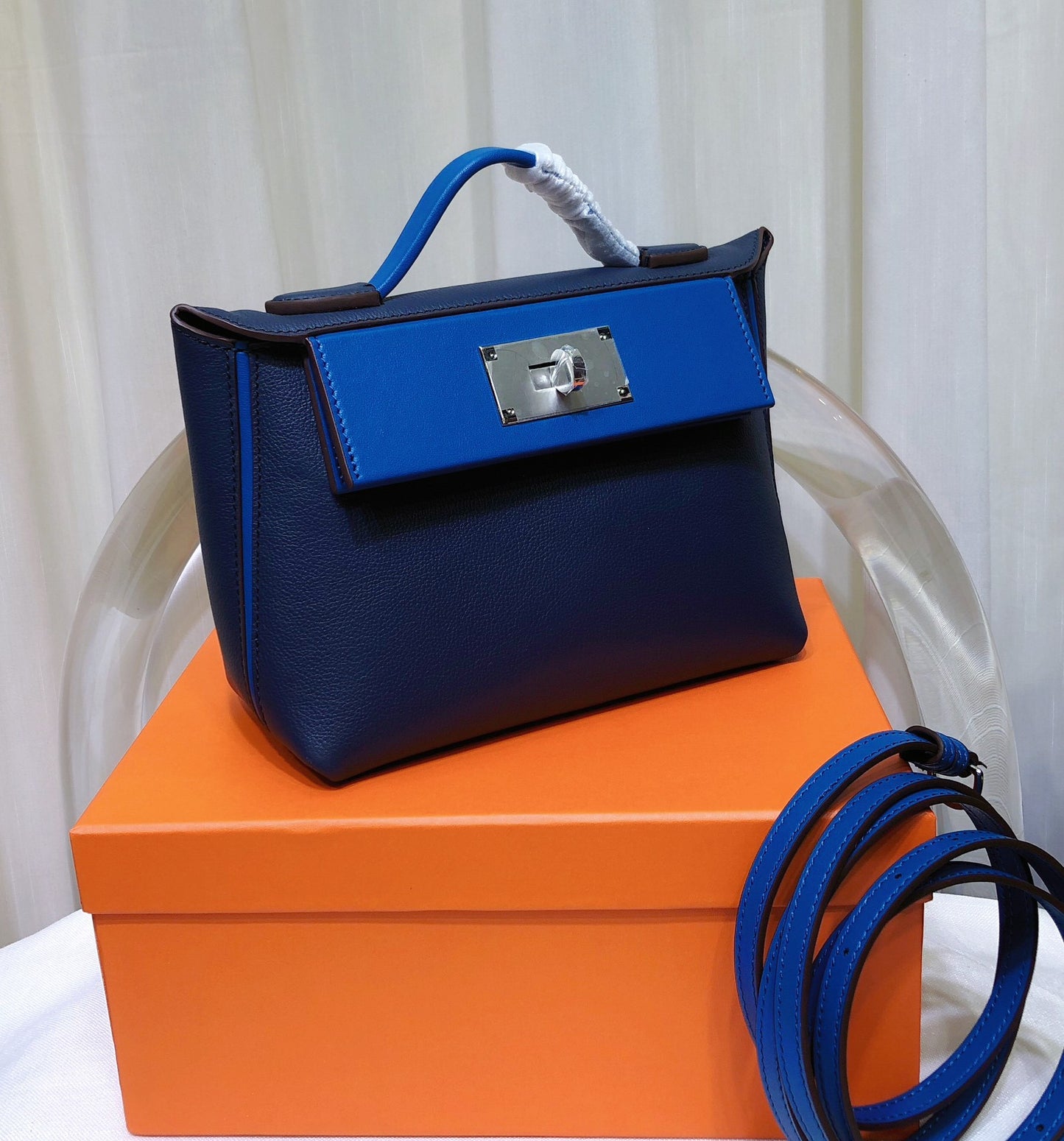 Women's First Layer Cowhide Kelly Genuine Leather Small Square Bags