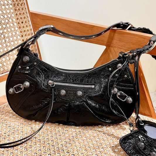 Women's Underarm Rivet Tassel Three-in-one January Tooth Crossbody Bags