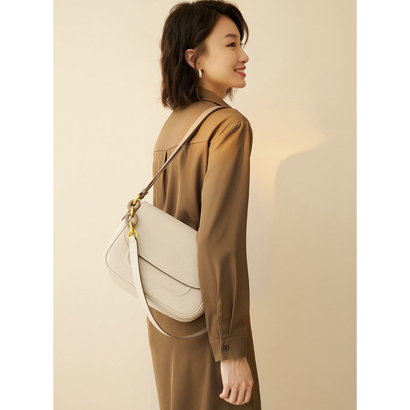 Women's Versatile Fashionable Saddle Underarm Niche Bags