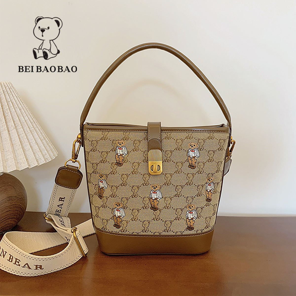 Women's Source Summer Cartoon Bear Versatile Fashion Bags