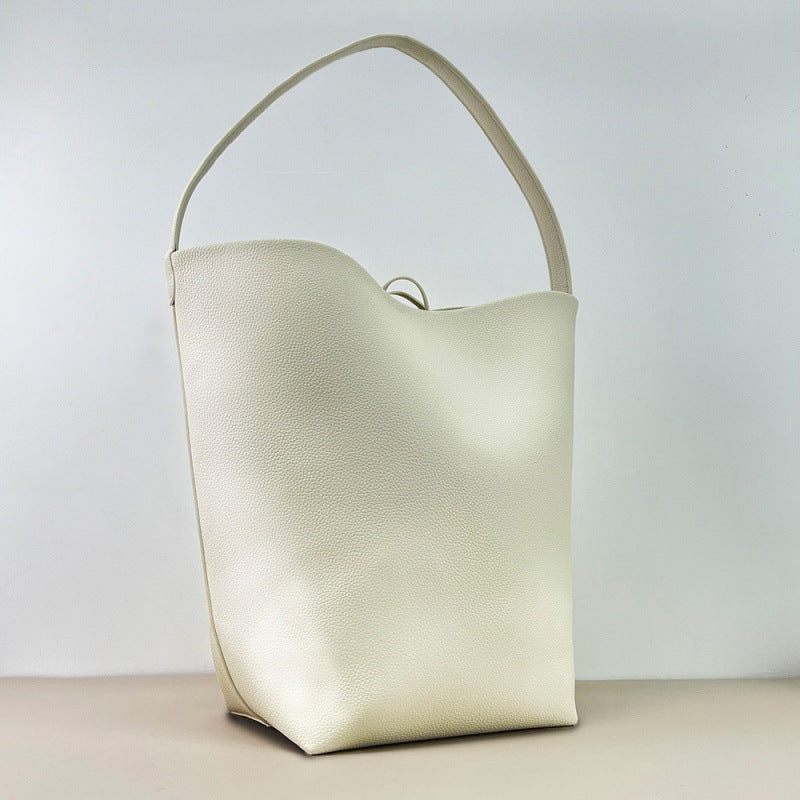 Large Capacity Underarm High Sense Light Bucket Bags