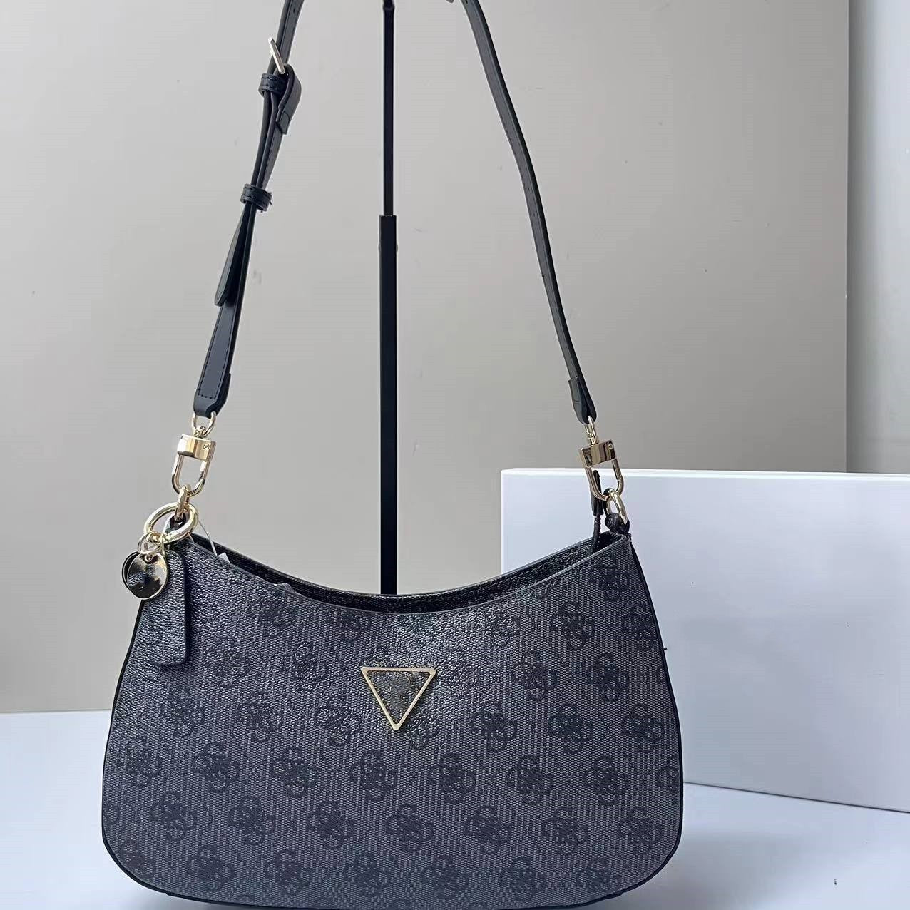 Box Gass Simple Underarm Versatile Korean Style Presbyopic Shoulder Bags