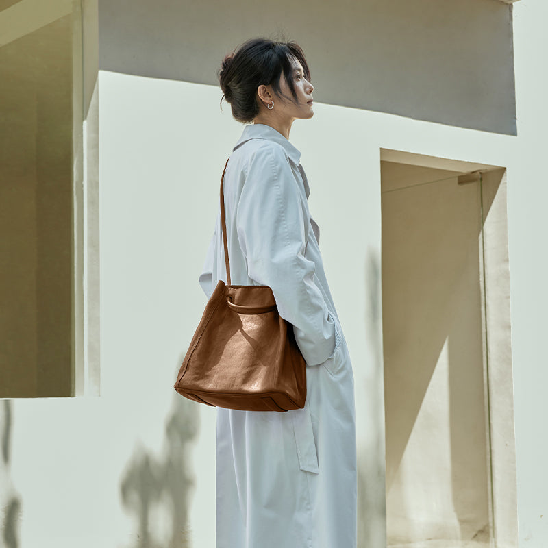 Women's Commuter Large Capacity Totes Genuine Leather Bucket Bags