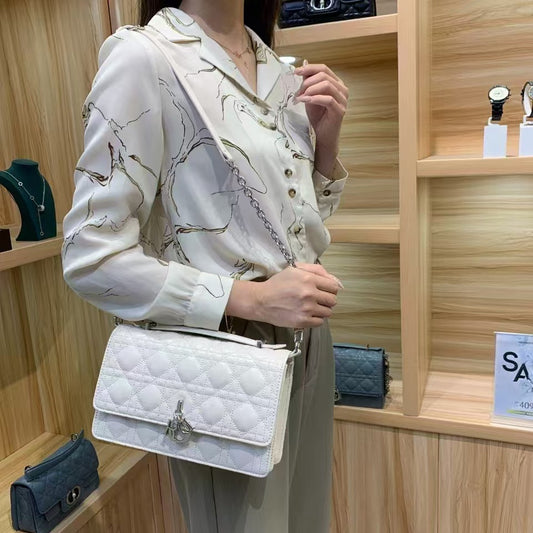 Durable High-grade Classic Style Rhombus Chain Small Square Bags