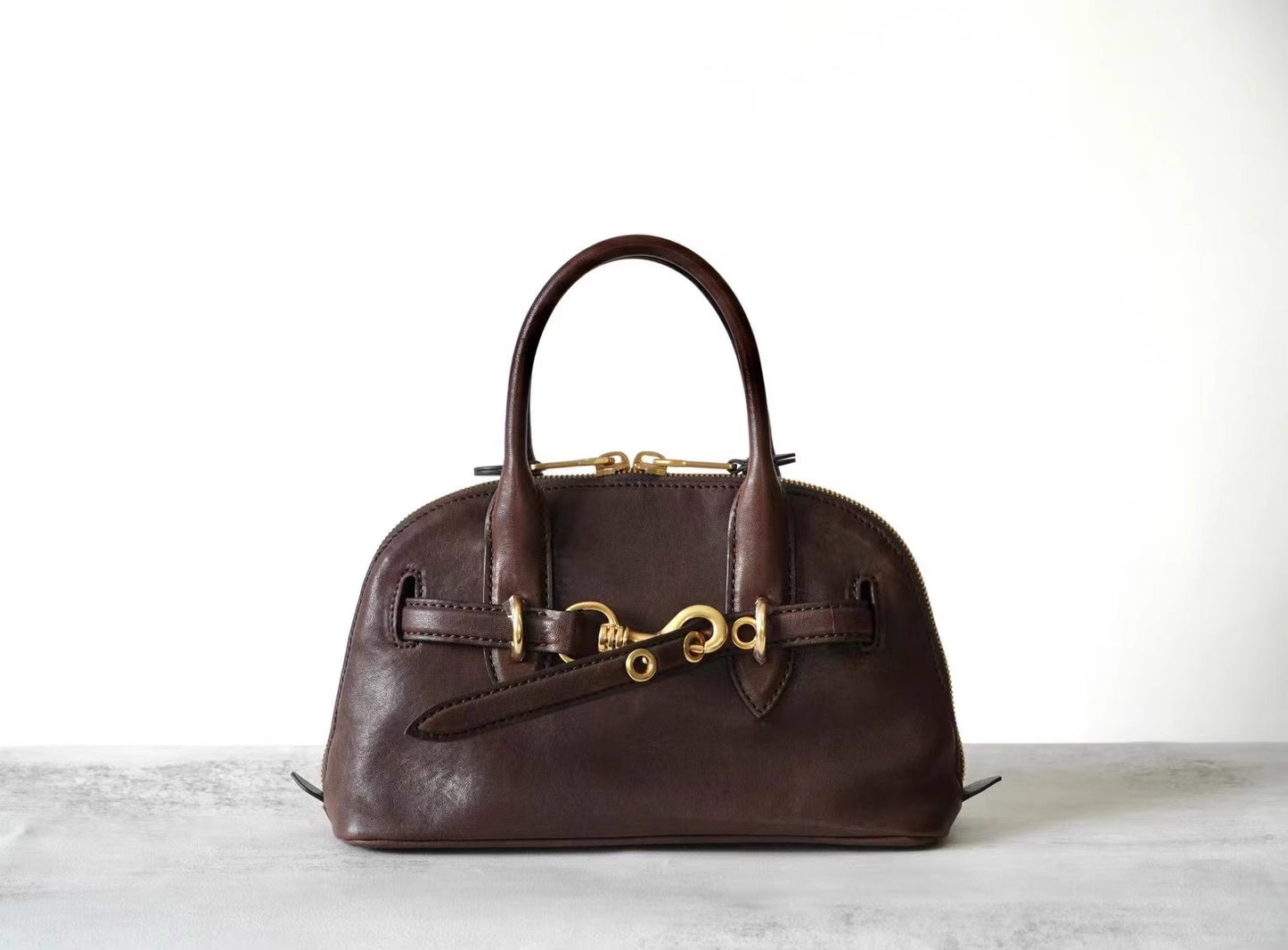 Spring Imported Vegetable Tanned Sheepskin Bowling Handbags