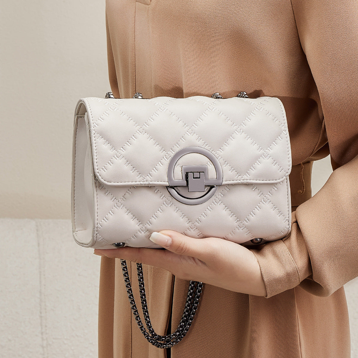 Women's Trendy Style Diamond Genuine Leather Chain Small Square Bags
