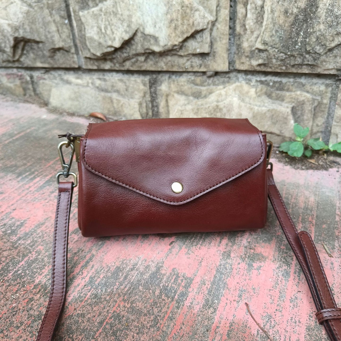 Women's Cowhide Handmade Leisure Capacity Genuine Leather Crossbody Bags