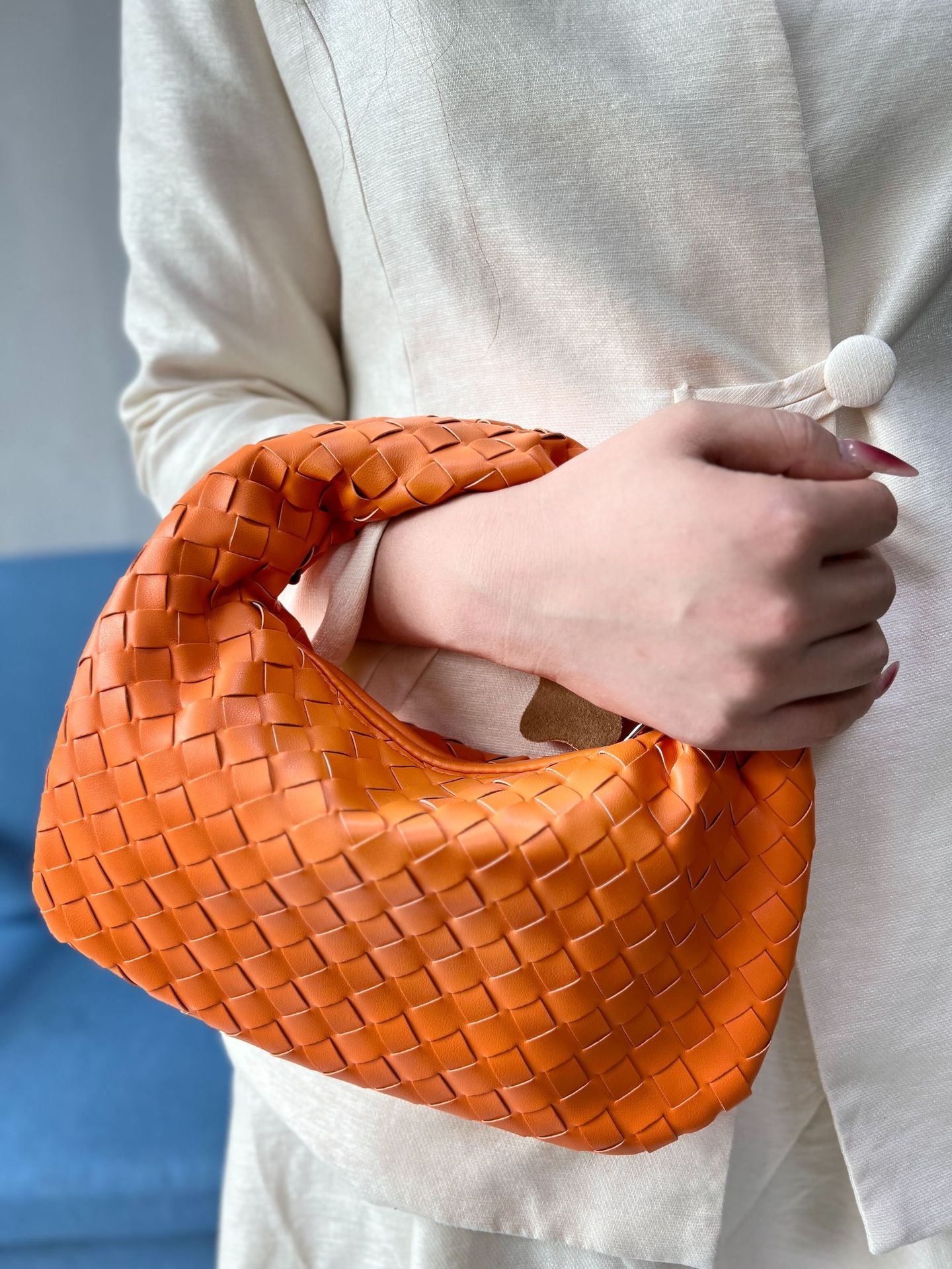 Knotted Hand-woven Horn Portable Dumpling Lot Handbags