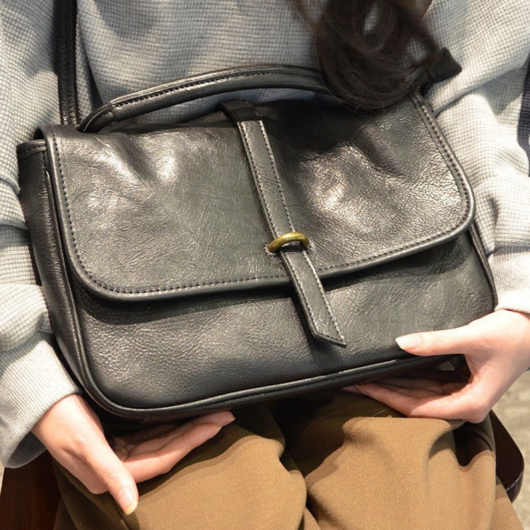 Women's Layer Vegetable Tanning Leather Niche Retro Commuter Crossbody Bags