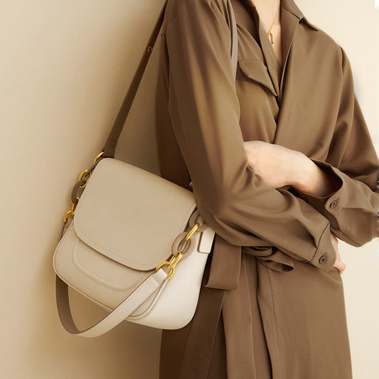 Women's Versatile Fashionable Saddle Underarm Niche Bags
