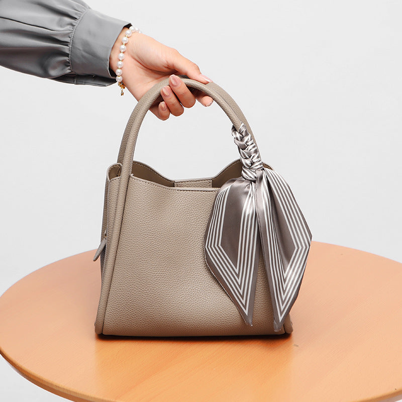 Women's Light Luxury Fashion High-grade Practical Handbags